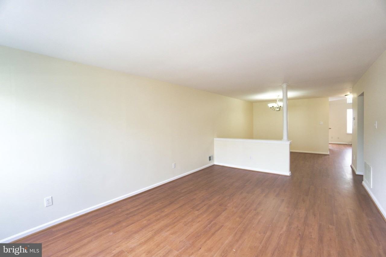 306 Pimlico Way - Photo 3 of 28