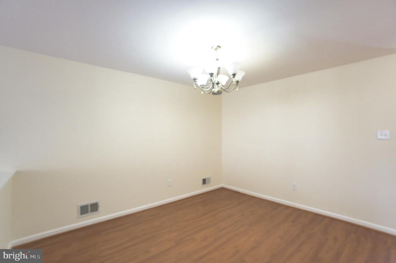 306 Pimlico Way - Photo 4 of 28