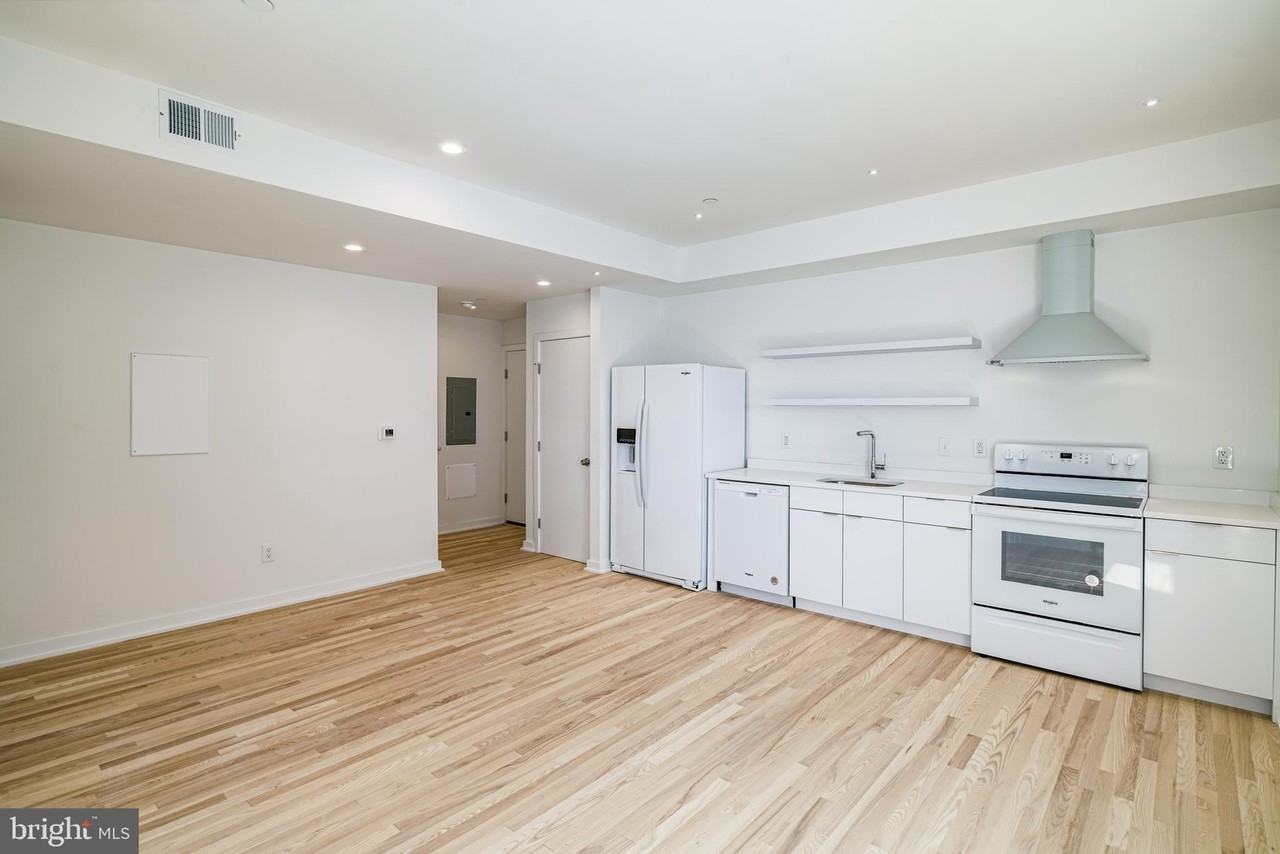 1842 E Harold St Unit 5 - Photo 2 of 15