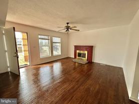 2015 S Lincoln St - Photo 1 of 1