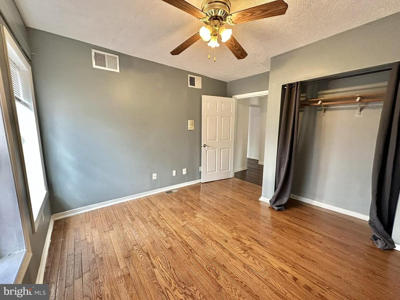 2015 S Lincoln St - Photo 6 of 27