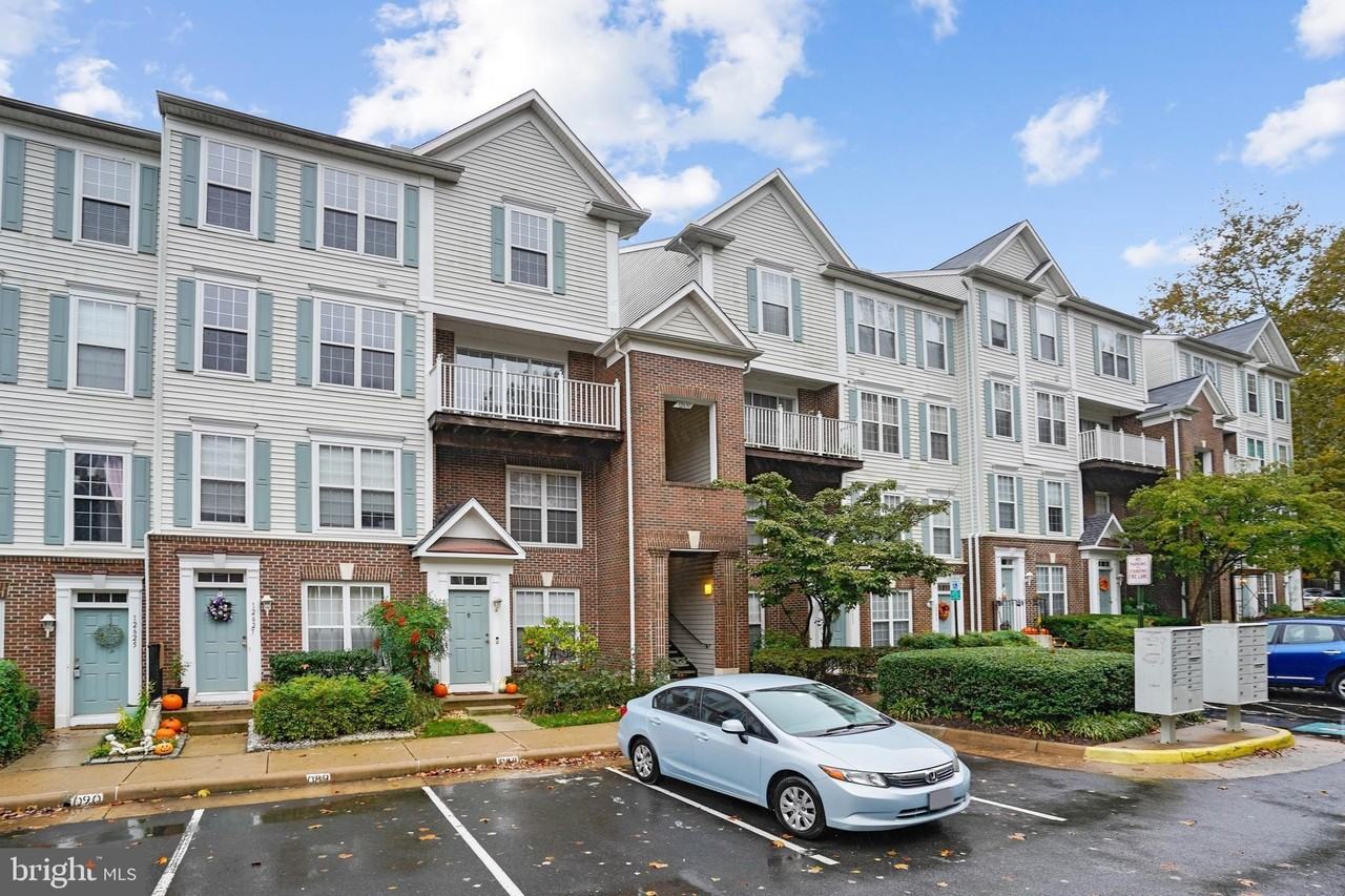 12631 Fair Crest Ct Apt 303 - Photo 2 of 50