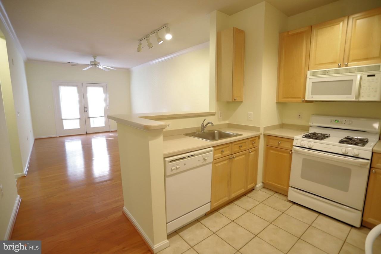 9480 Virginia Center Blvd Unit 104 - Photo 3 of 20