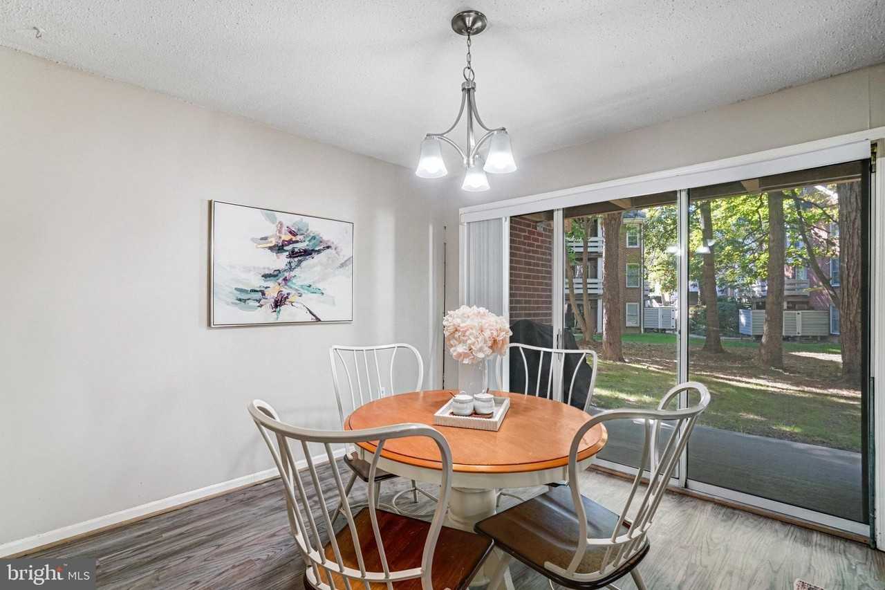 7598L Lakeside Village Dr Unit L - Photo 4 of 36