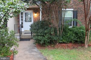 featured image of 6210 Cottonwood St