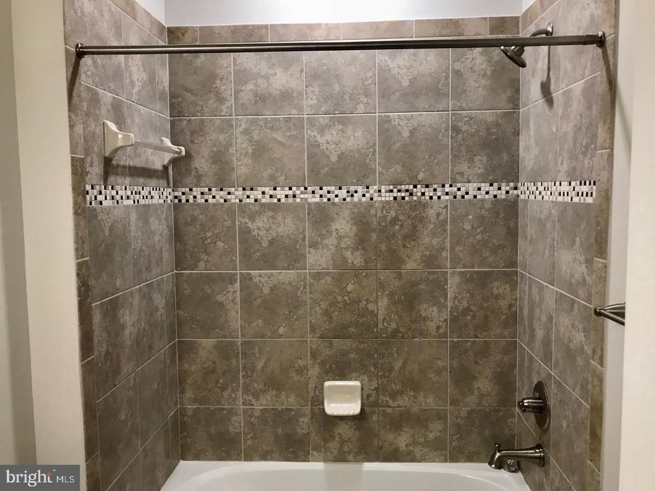 10735 Hinton Way - Photo 7 of 18