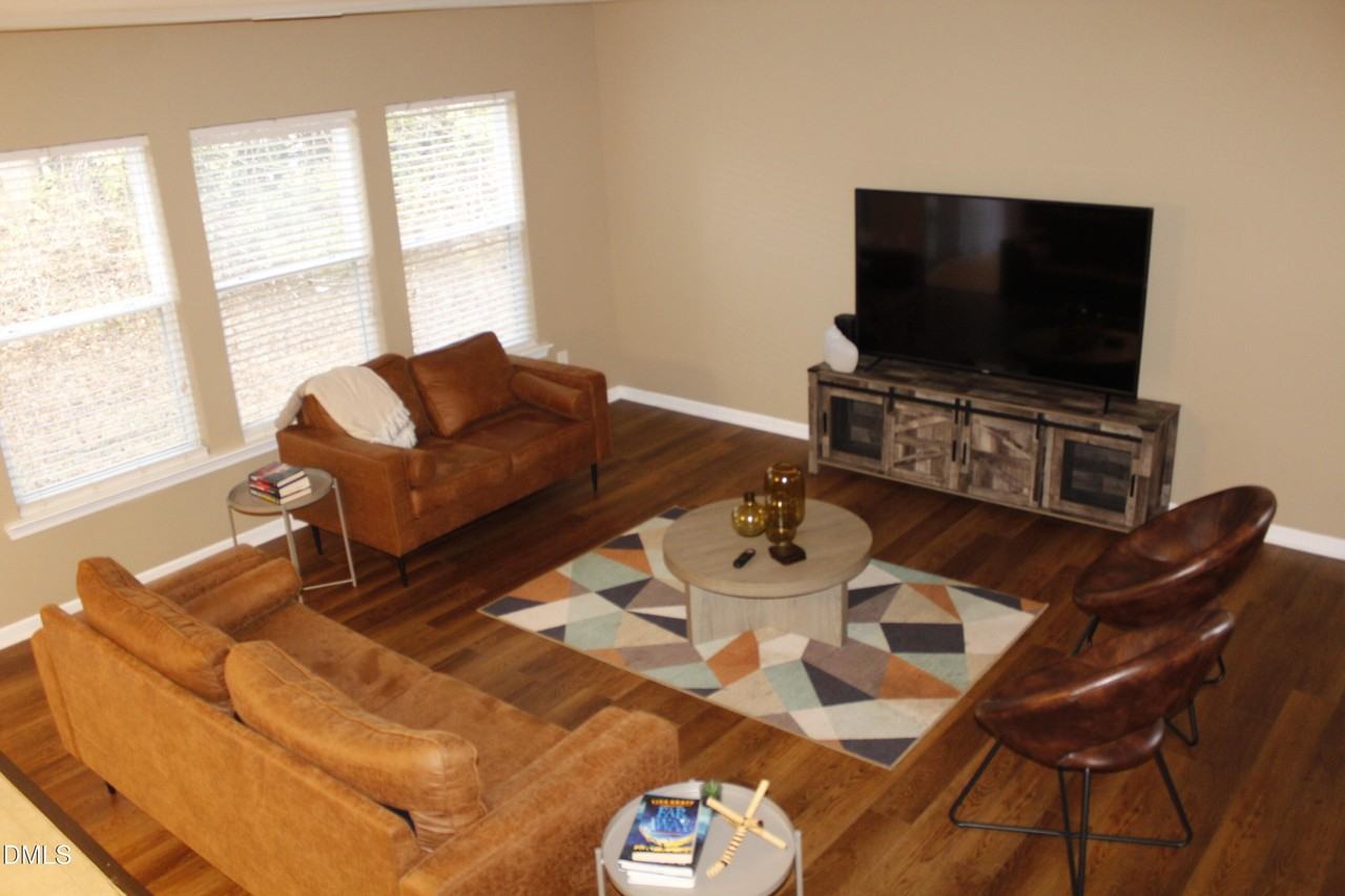 5902 Paducah Dr - Photo 3 of 17