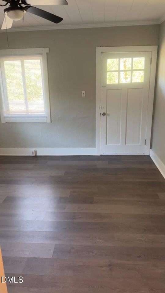 805 Rountree Ave Se - Photo 2 of 10