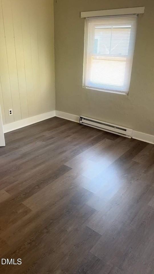 805 Rountree Ave Se - Photo 3 of 10