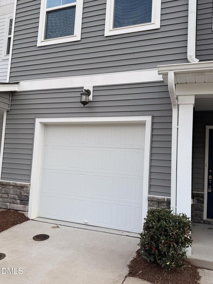 4924 Southern Magnolia Dr - Photo 3 of 42