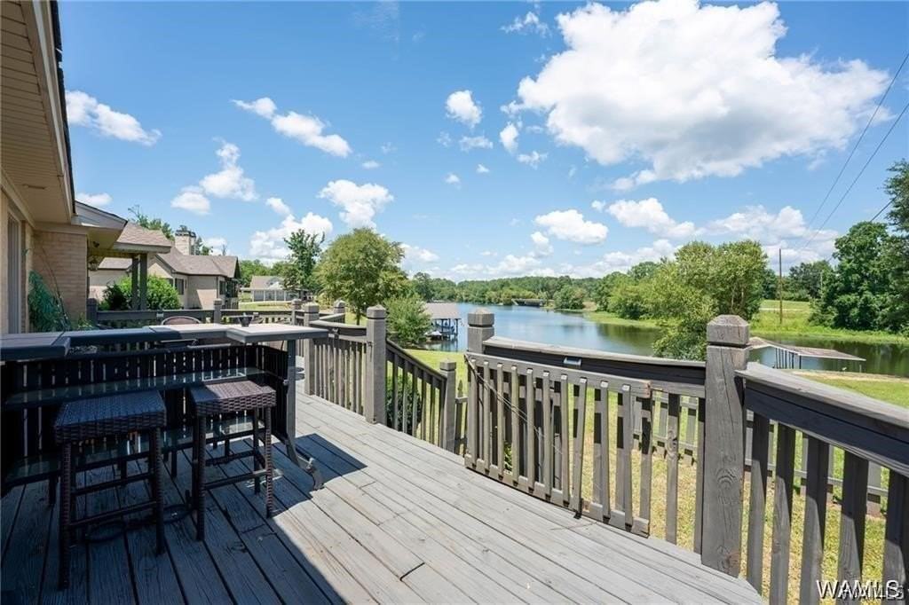 16584 Kathryn Lane Dr - Photo 2 of 43