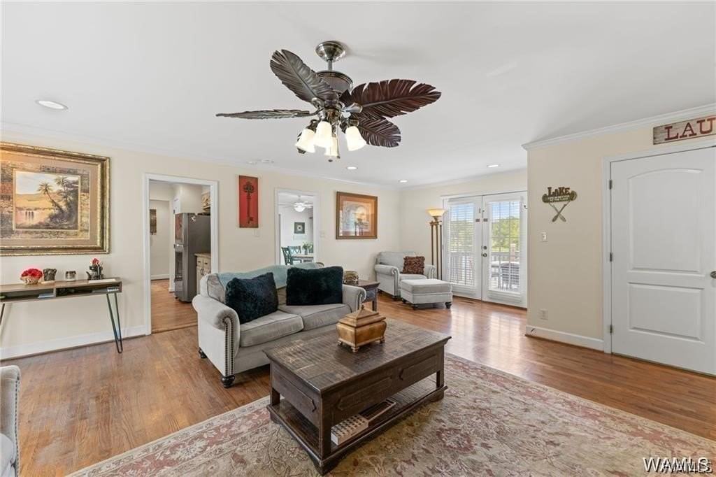 16584 Kathryn Lane Dr - Photo 5 of 43