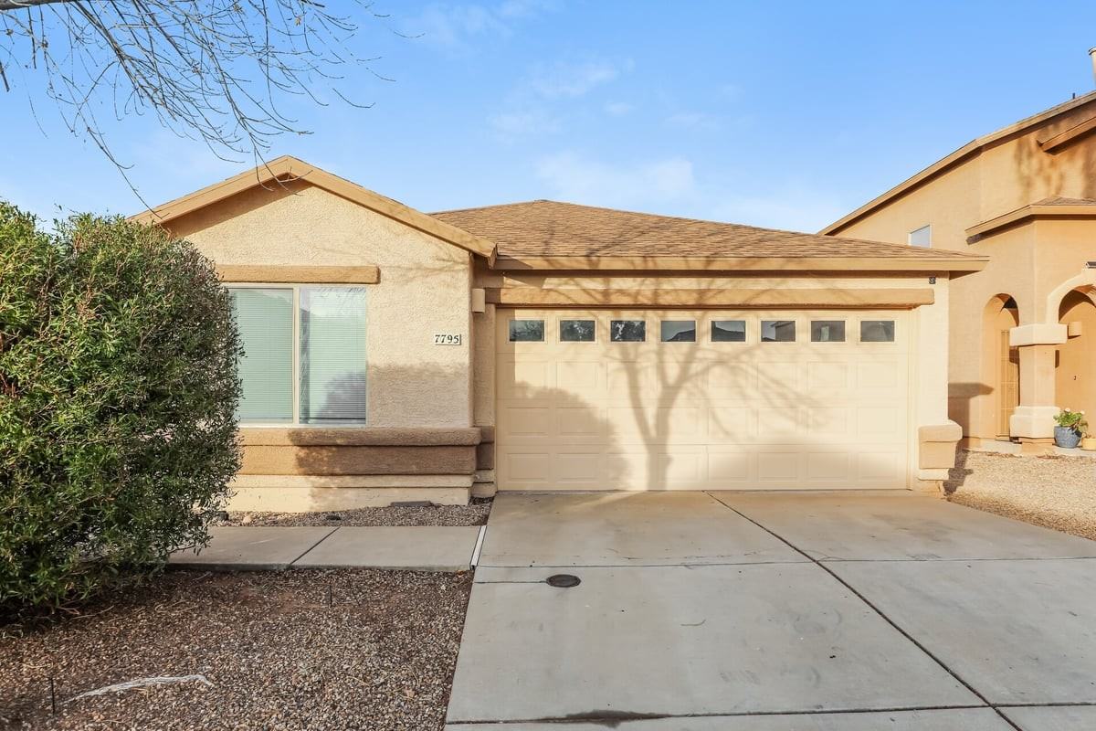 7795 S Sentinal Stone Dr - Photo 2 of 2