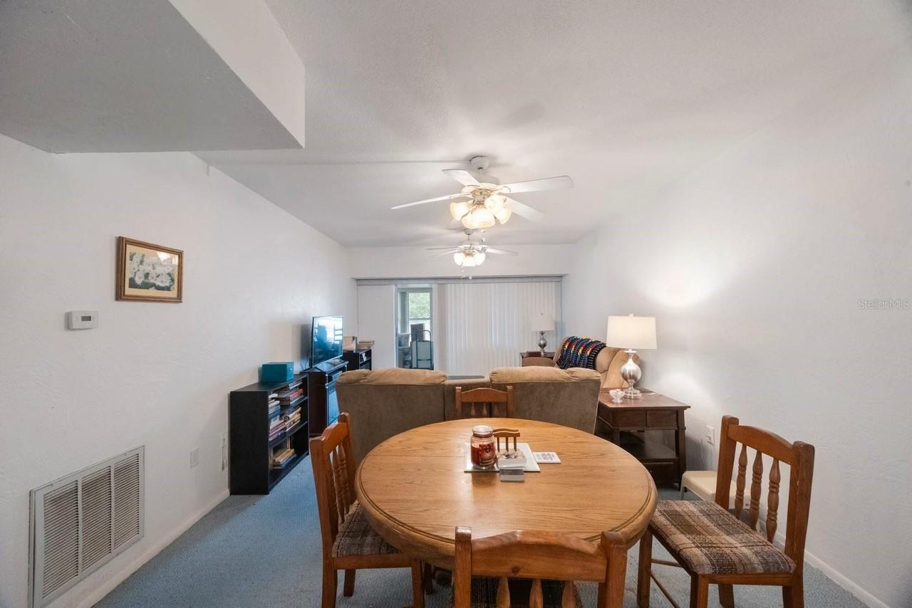 9945 47th Ave N - Photo 5 of 29