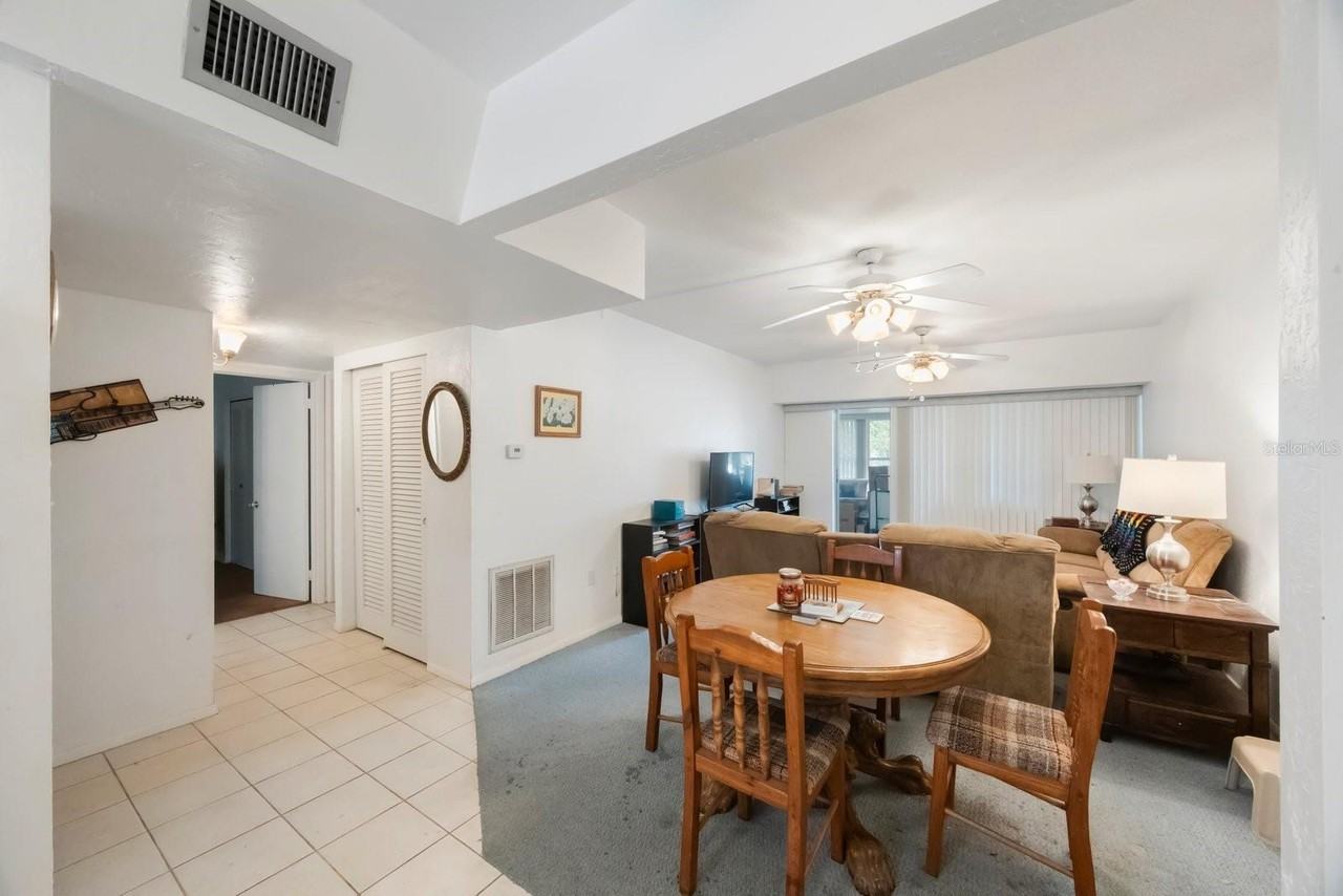 9945 47th Ave N - Photo 6 of 29