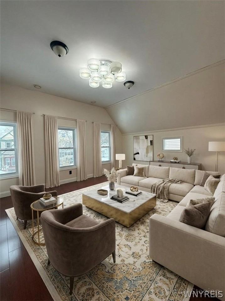 27 Garfield St - Photo 2 of 8