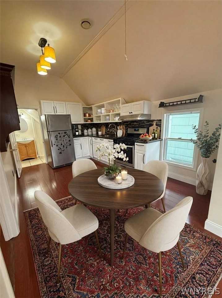 27 Garfield St - Photo 4 of 8