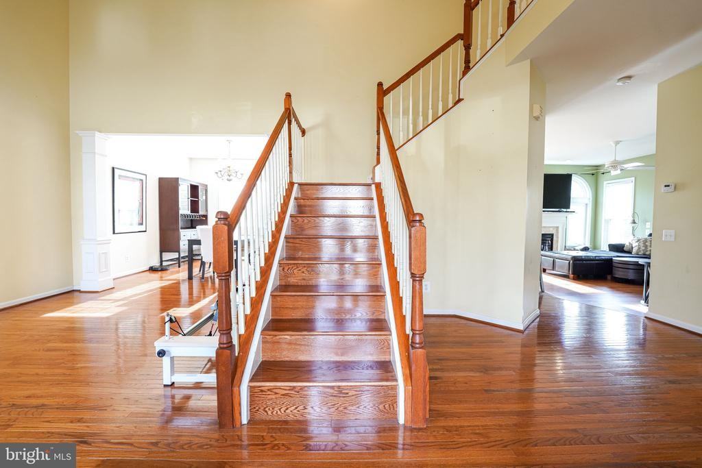 6046 Smooth Stone Pl - Photo 3 of 33