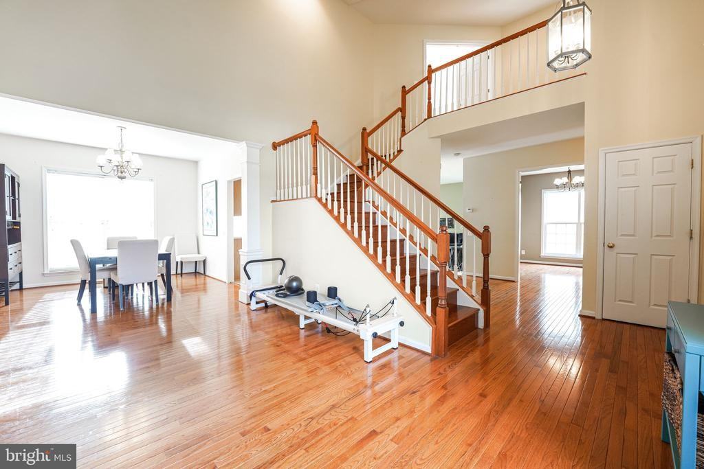 6046 Smooth Stone Pl - Photo 4 of 33