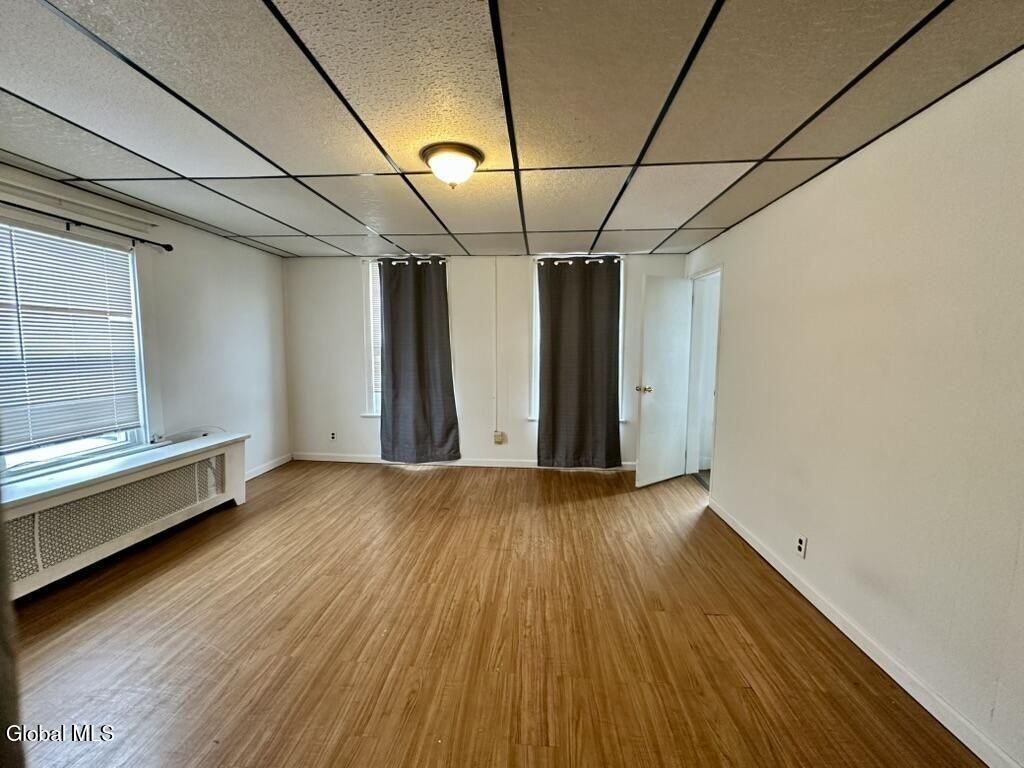 83 14th St - Photo 3 of 23