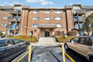 2300 Beau Monde Ter - Photo 1 of 1