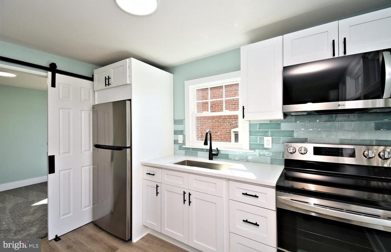 20 S Hanover St - Photo 6 of 15