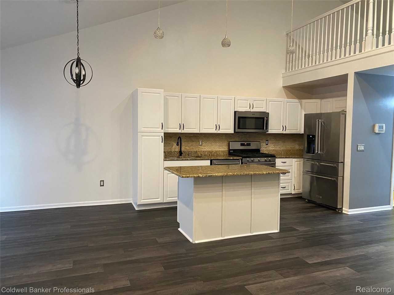 3879 Bodia Dr - Photo 3 of 25