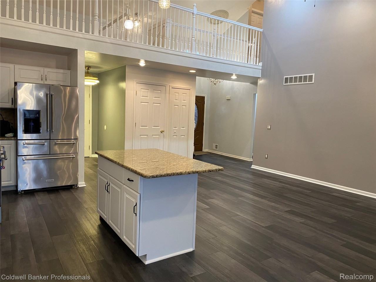 3879 Bodia Dr - Photo 4 of 25