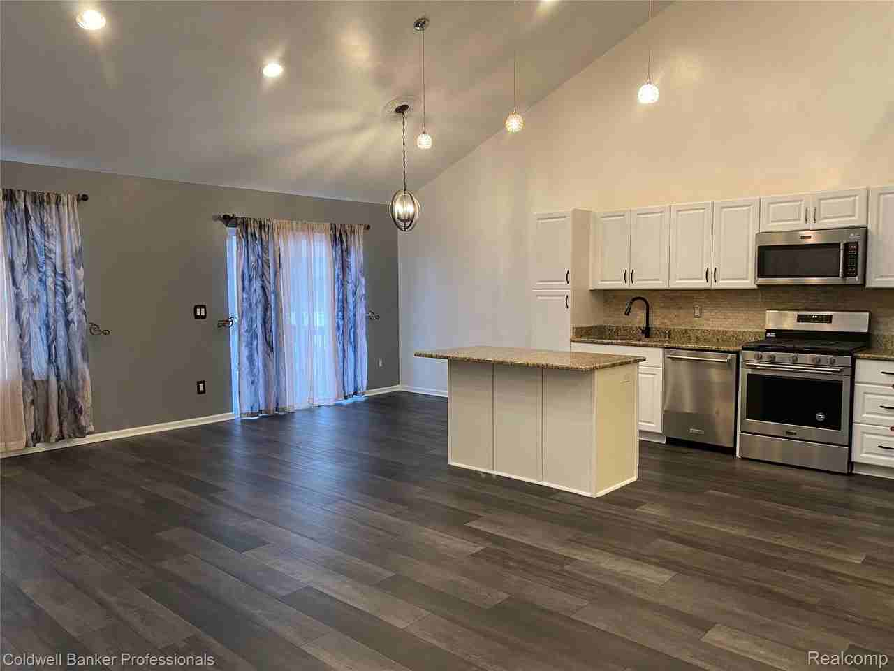 3879 Bodia Dr - Photo 6 of 25