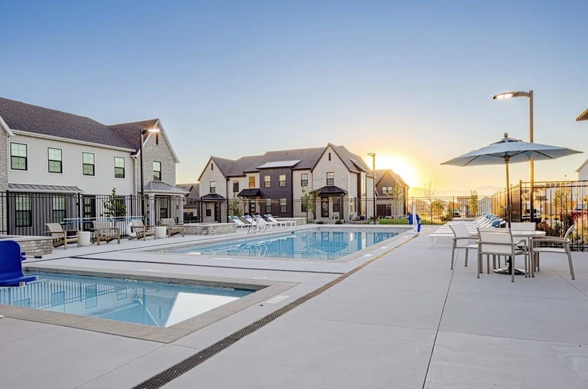 4841 W Oakford Ln - Photo 5 of 21