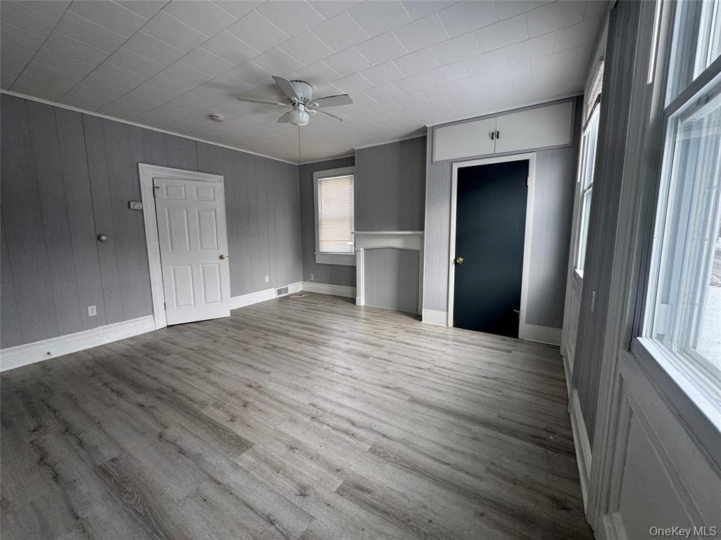 34 Hoffman St - Photo 2 of 7
