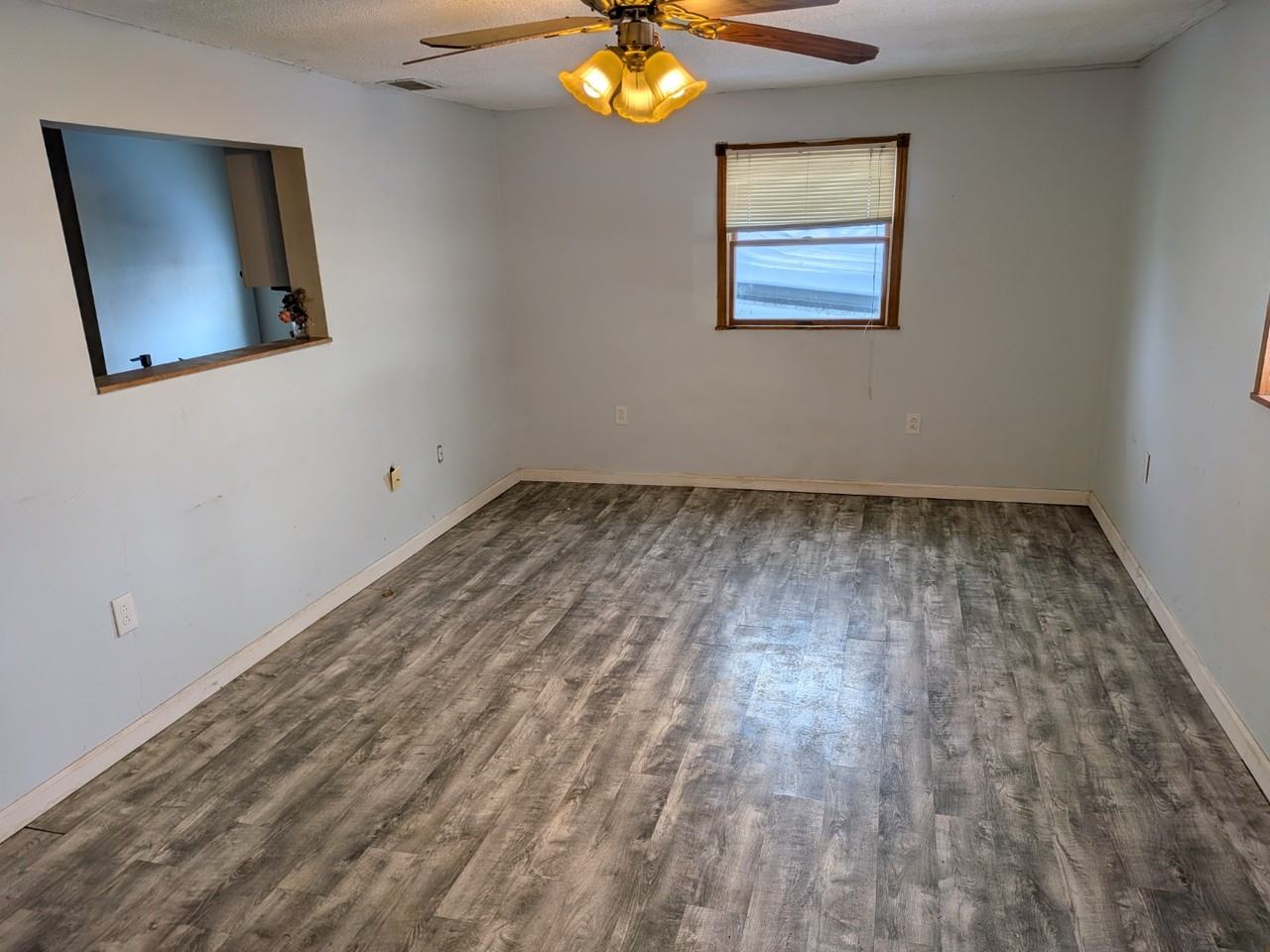 223 School St - Photo 2 of 10