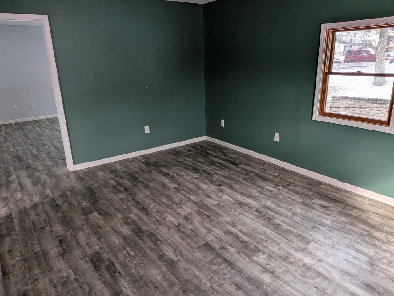 223 School St - Photo 6 of 10