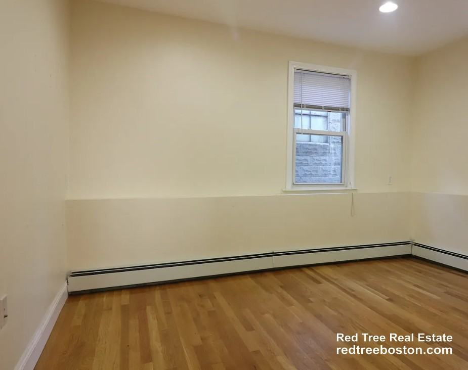 20 Magoun St #1 - Photo 4 of 10