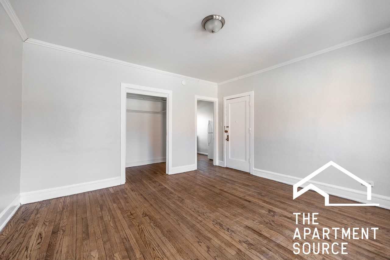 2659 N Spaulding Ave #123 - Photo 7 of 16