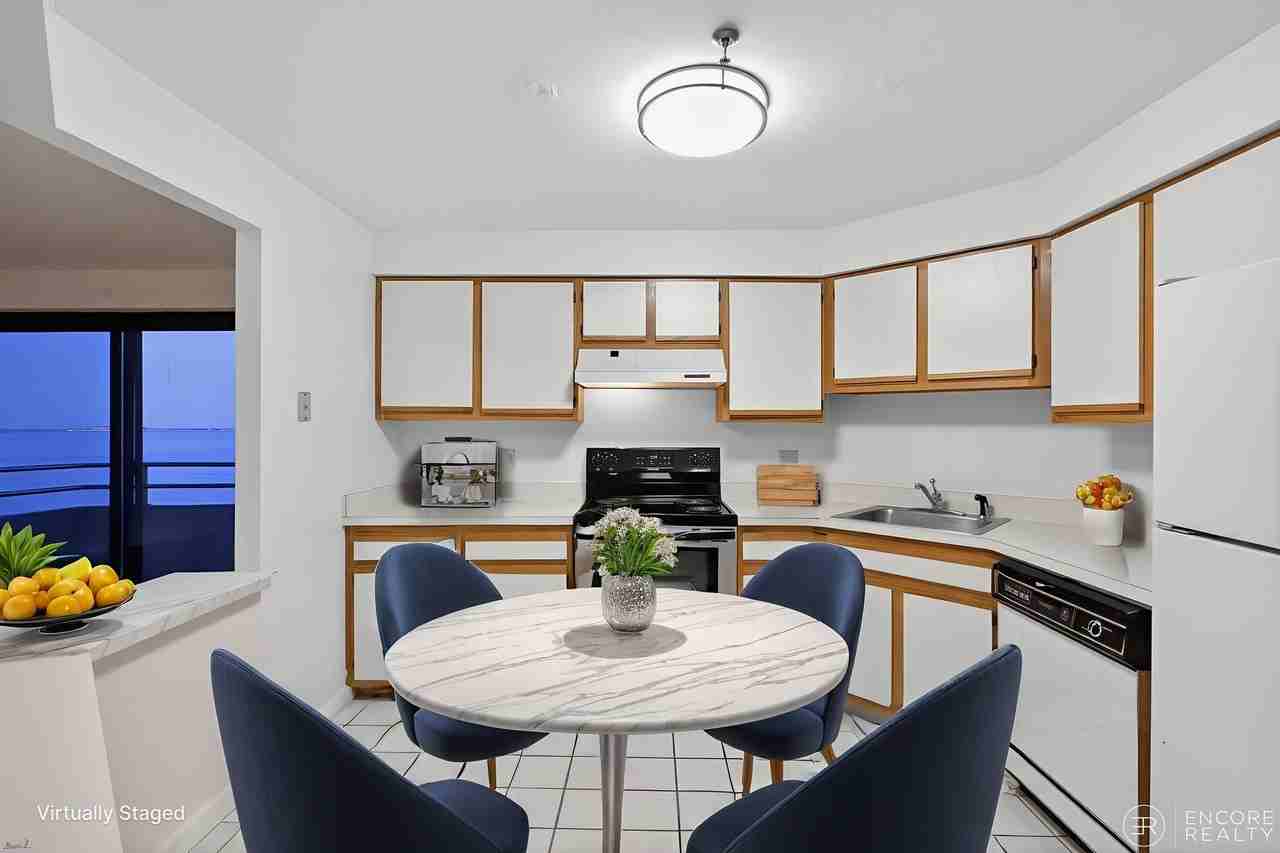 394 Ocean Ave #412 - Photo 4 of 16