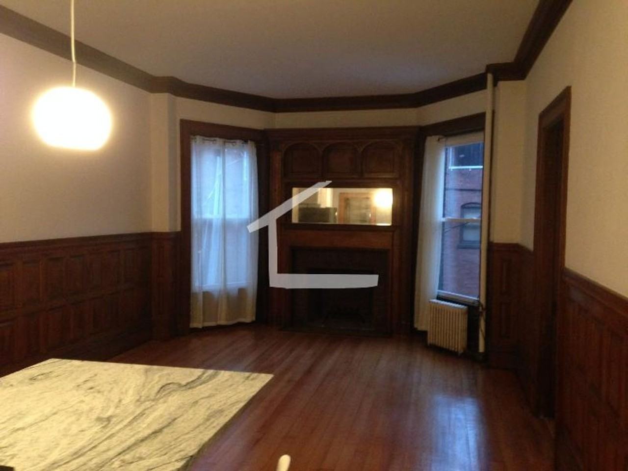 863 Beacon St - Photo 2 of 7