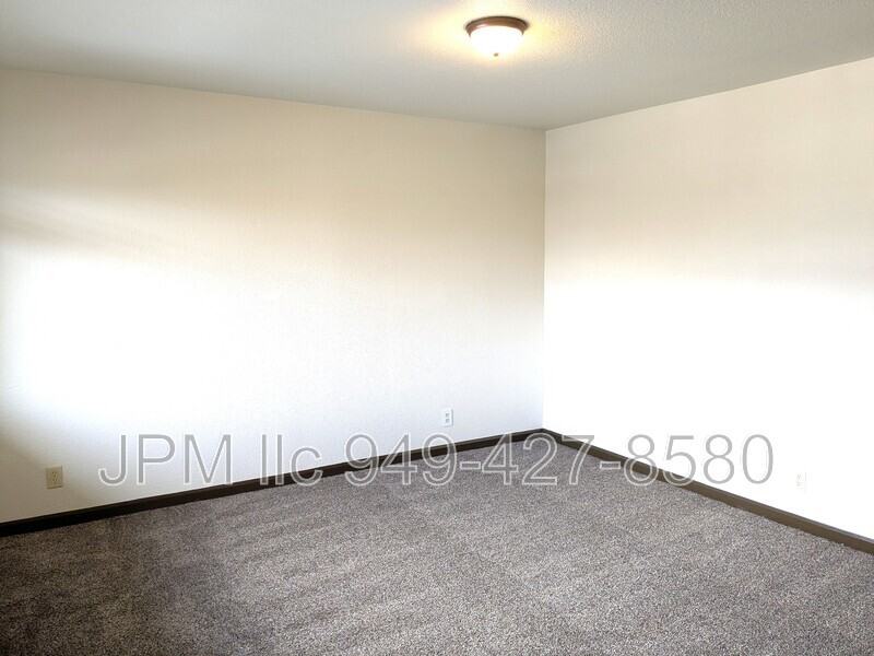 1700 Locust St #8 - Photo 2 of 13