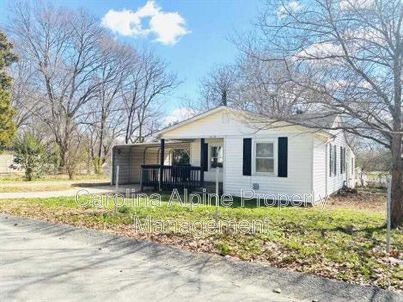 1413 Rankin Ave - Photo 2 of 21