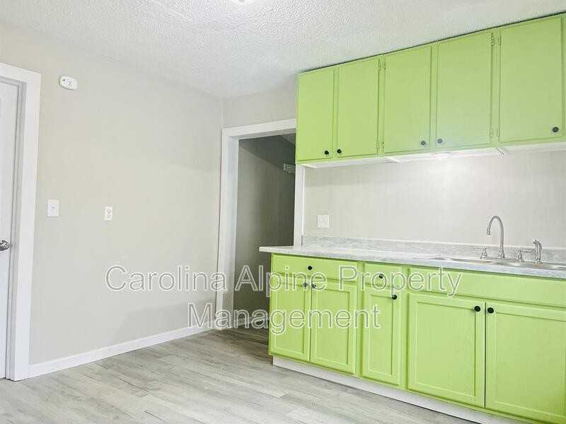 1413 Rankin Ave - Photo 4 of 21