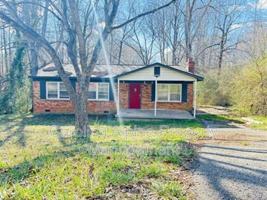 featured image of 3729 Somerset Dr