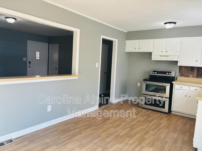 3729 Somerset Dr - Photo 4 of 17