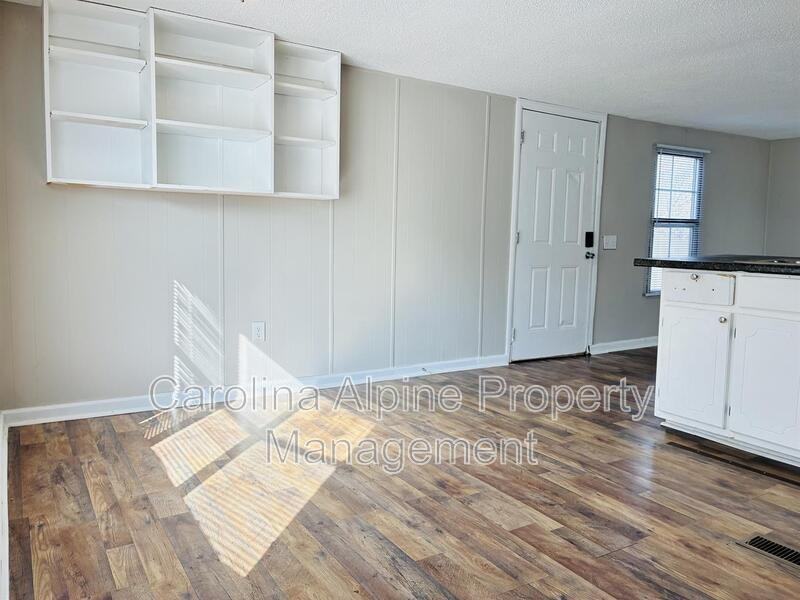 3822 Towery Rd - Photo 3 of 21