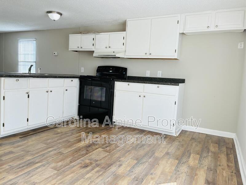 3822 Towery Rd - Photo 4 of 21