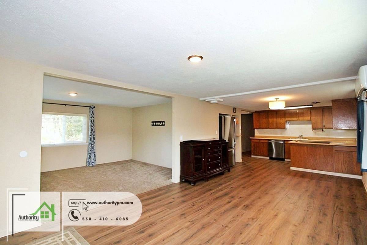 9021 Placer Rd - Photo 3 of 10