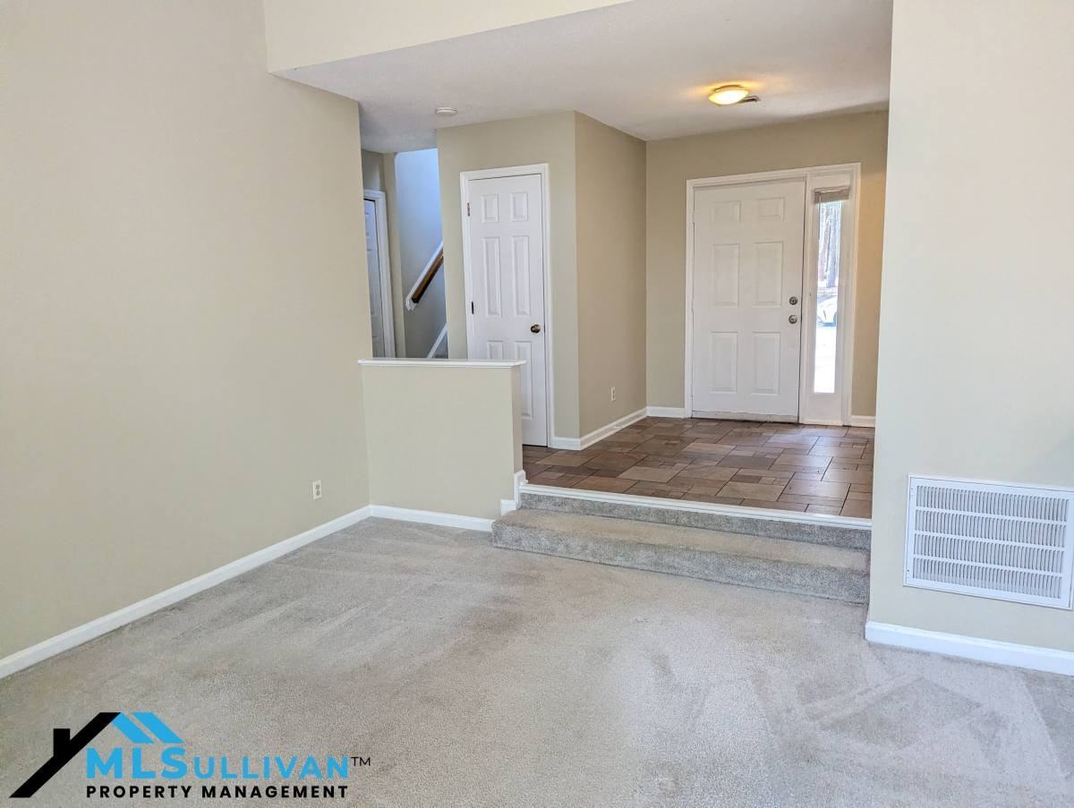 4309 Pin Oak Dr - Photo 3 of 10
