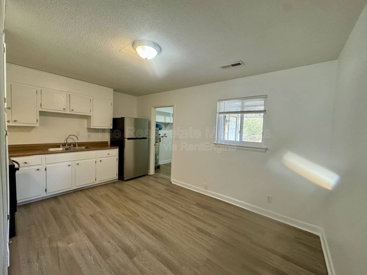4615 Murray Lake Ln - Photo 2 of 10