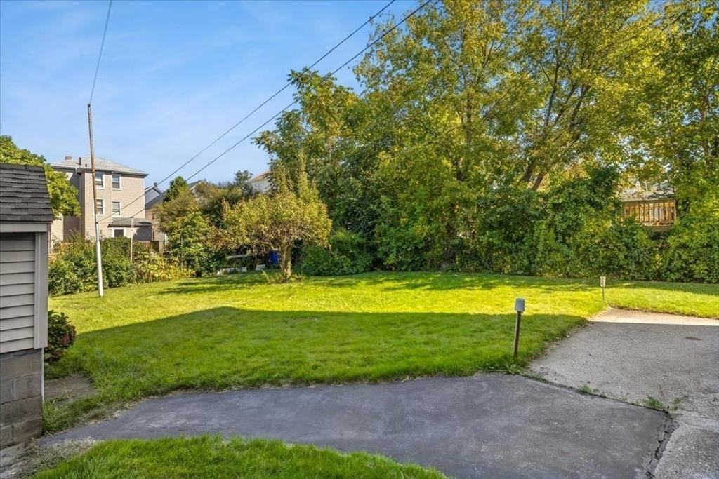 576 Slade St #2 - Photo 3 of 35