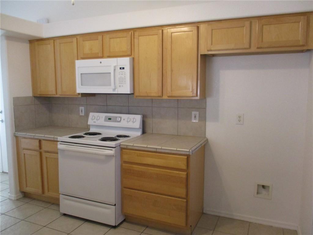 Coyote Ct - Photo 3 of 28