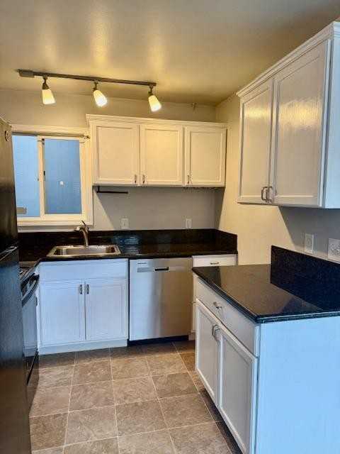 1412 Sw Custer Dr #3 - Photo 2 of 7